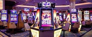 Tampilan aplikasi wen4d di smartphone dengan sportsbook dan casino